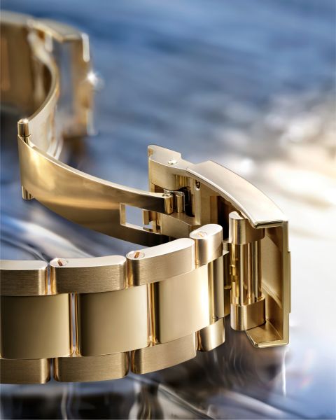 rolex-yacht-master-II-oyster-bracelet-m126688-0001-landscape